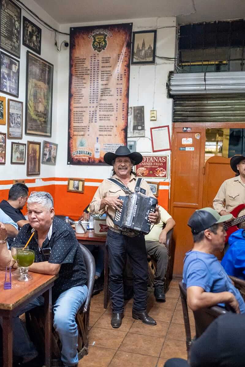 Bazaar with music
