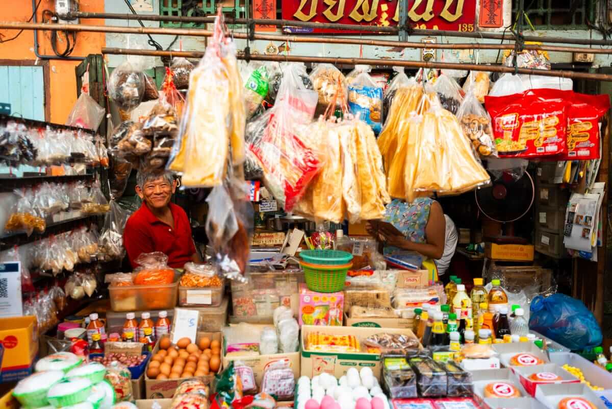 Bazaar with music