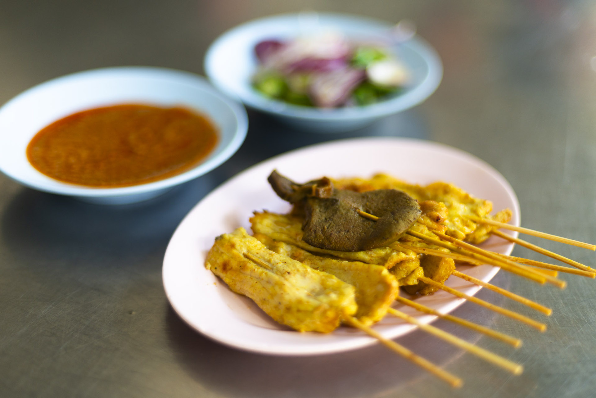 Pork Satay Tee Tha Din Daeng